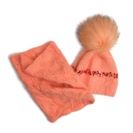 Set căciuliță și fular din lână merino – Somon pastel, handmade