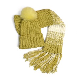 Set căciuliță și fular din lână – Verde muștar degrade, handmade