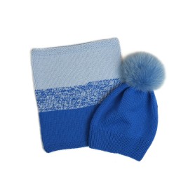 Set căciulă și fular tricotate manual – Albastru regal degrade