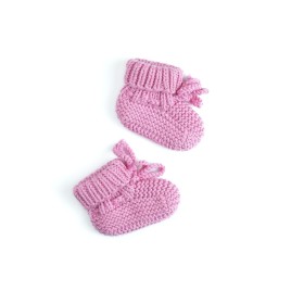 Botoșei tricotati manual pentru bebeluși – Roz delicat, confort și căldură