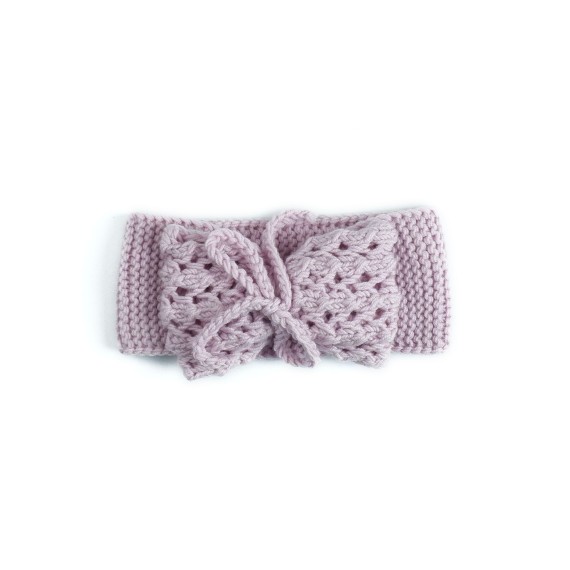 Bentiță tricotată manual din lână merino – Lavandă pal cu fundă decorativă