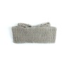 Bentiță tricotată manual din lână merino – Gri cald cu fundă decorativă