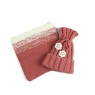 Set căciulă și guler tricotate manual – Teracotă cu detalii florale, căldură și rafinament