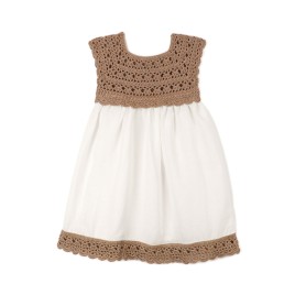 Rochie croșetată manual maro – bust din microfibră și fustă alb natural