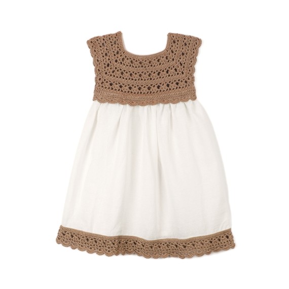 Rochie croșetată manual maro – bust din microfibră și fustă alb natural