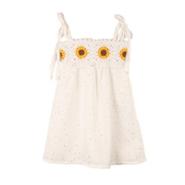 Rochie tricotată alb natural cu bretele și flori croșetate galbene