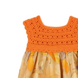 Rochiță de vară cu bust croșetat - Portocaliu vibrant și imprimeu floral pastelat