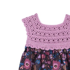 Rochiță croșetată manual cu fustă din viscoză florală – Mov pastel