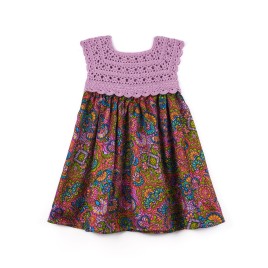 Rochiță croșetată manual cu fustă din viscoză imprimată – Roz pastel