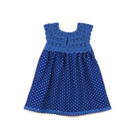 Rochiță croșetată manual cu fustă din viscoză imprimată – Albastru cu buline