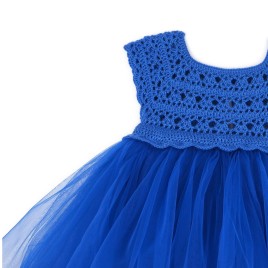 Rochie albastră cu bust croșetat manual și fustă din tulle cu margini satinate