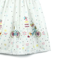 Rochiță de vară cu bust croșetat manual și imprimeu vesel - Alb