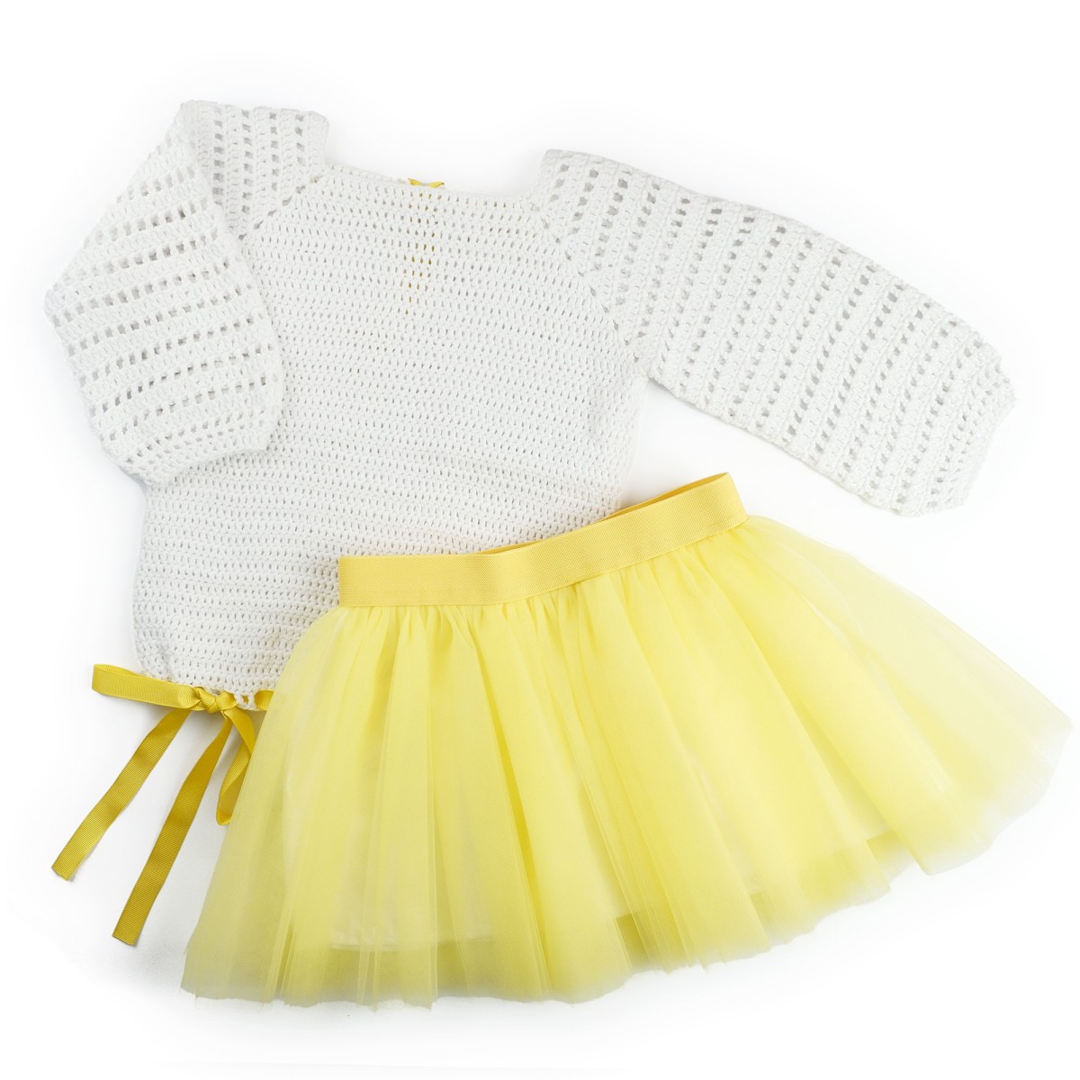 Set fustiță din tulle și bluză croșetată manual – Galben pastel și alb