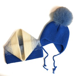 Set căciulă și guler albastru cobalt din lână merino - Handmade cu degrade pastel | Accesorii iarnă